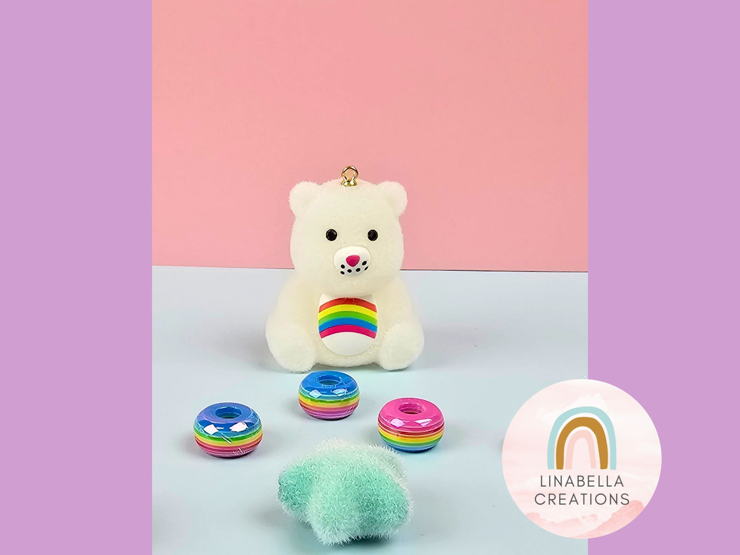 Fuzzy Pastel Rainbow 80s Cartoon Bear Pendant – Fuzzy Resin Kawaii Bear Pendant – 90s Nostalgia Novelty DIY Keychain Retro 80s Kid Beads