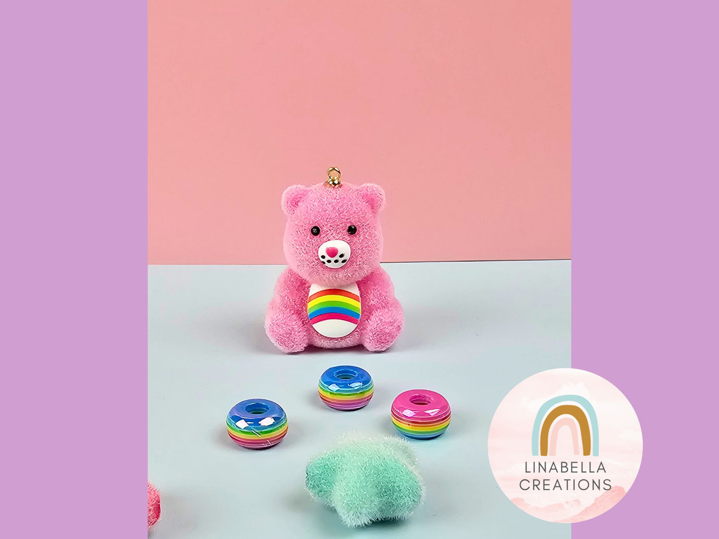 Fuzzy Pastel Rainbow 80s Cartoon Bear Pendant – Fuzzy Resin Kawaii Bear Pendant – 90s Nostalgia Novelty DIY Keychain Retro 80s Kid Beads