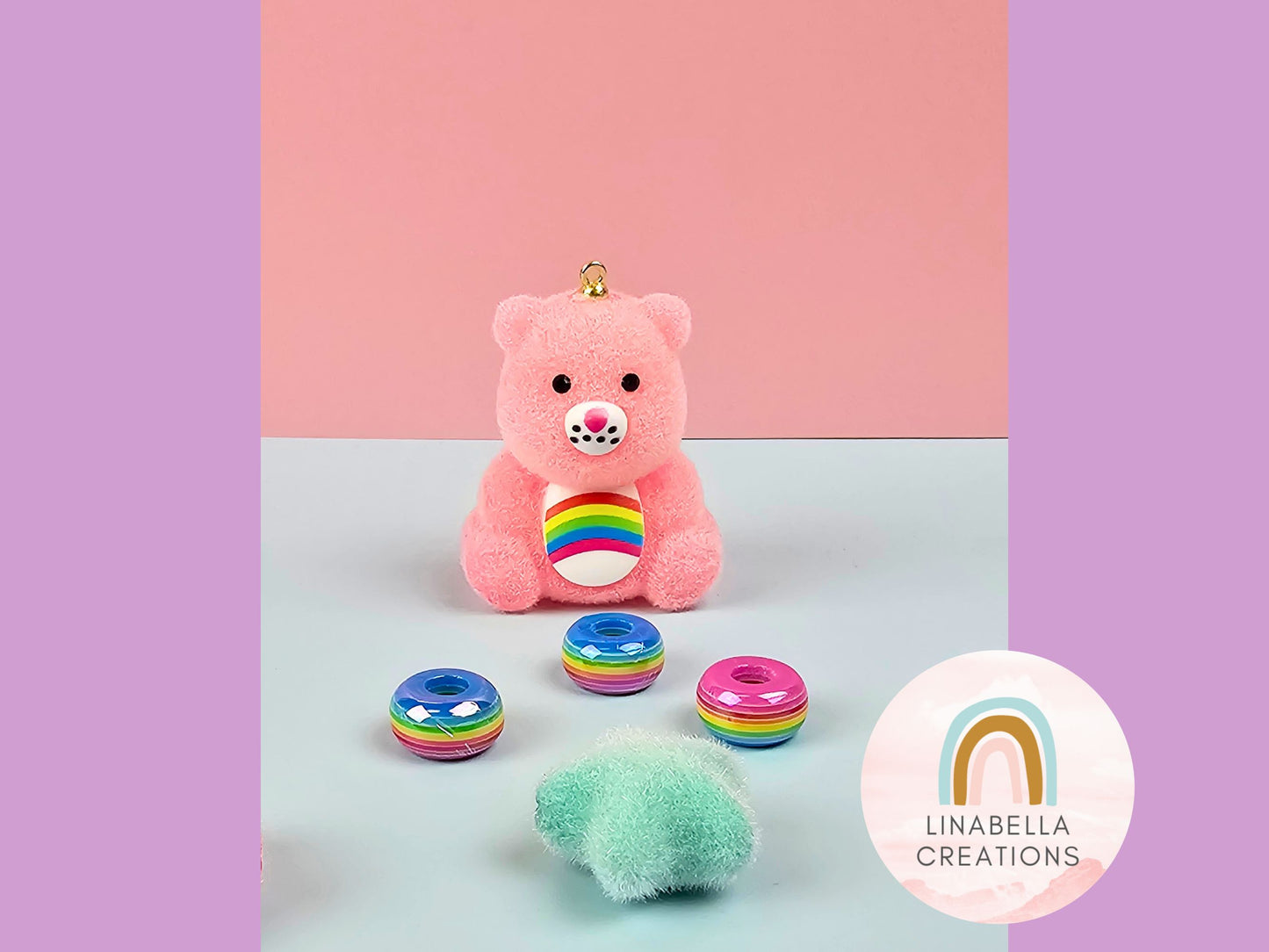Fuzzy Pastel Rainbow 80s Cartoon Bear Pendant – Fuzzy Resin Kawaii Bear Pendant – 90s Nostalgia Novelty DIY Keychain Retro 80s Kid Beads