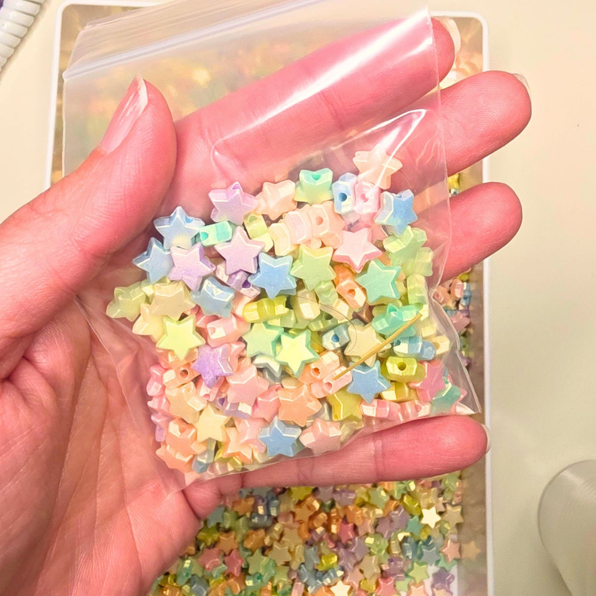 Pastel Star Beads β 30g Mixed Color Star Shaped Spacer Beads, Iridescent Rainbow Beads for Jewelry Making, Bracelets, Phone Charms & DIY Crafts