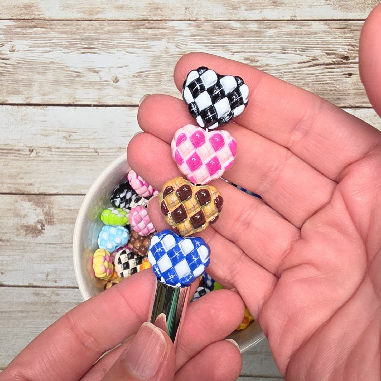 Checkered Heart Beads Set of 6 | Chunky Heart Focal Beads | Colorful Checkerboard Beads | Kawaii Craft Supplies | Beads for Pens & Keychains
