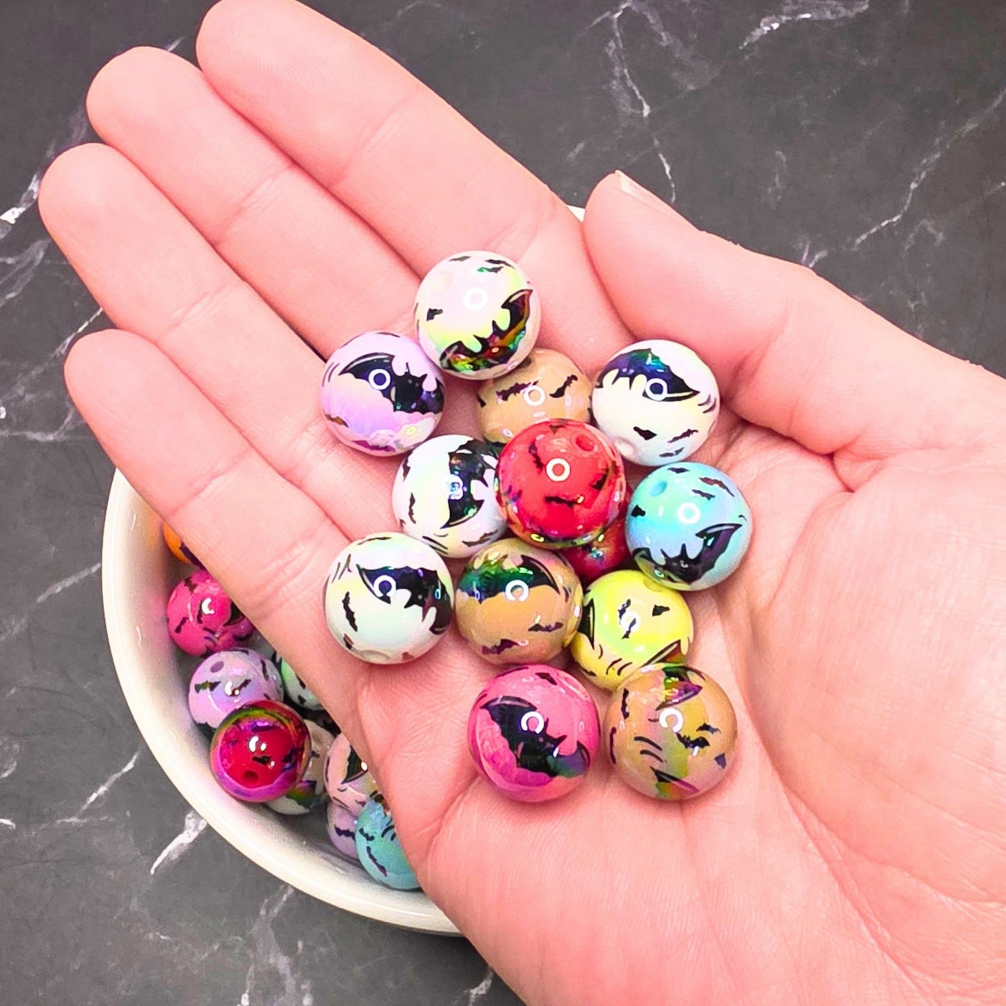 Colorful Halloween Bat Beads – 16mm Round Spooky Acrylic Beads – Mixed Bat Beads for Pens, Keychains & Halloween Crafts – Set of 10