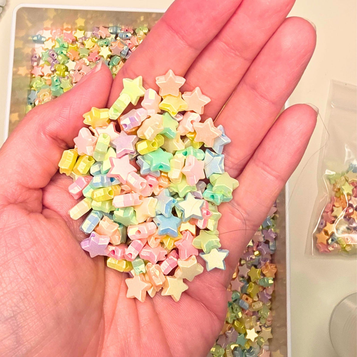 Pastel Star Beads – 30g Mixed Color Star Shaped Spacer Beads, Iridescent Rainbow Beads for Jewelry Making, Bracelets, Phone Charms & DIY Crafts
