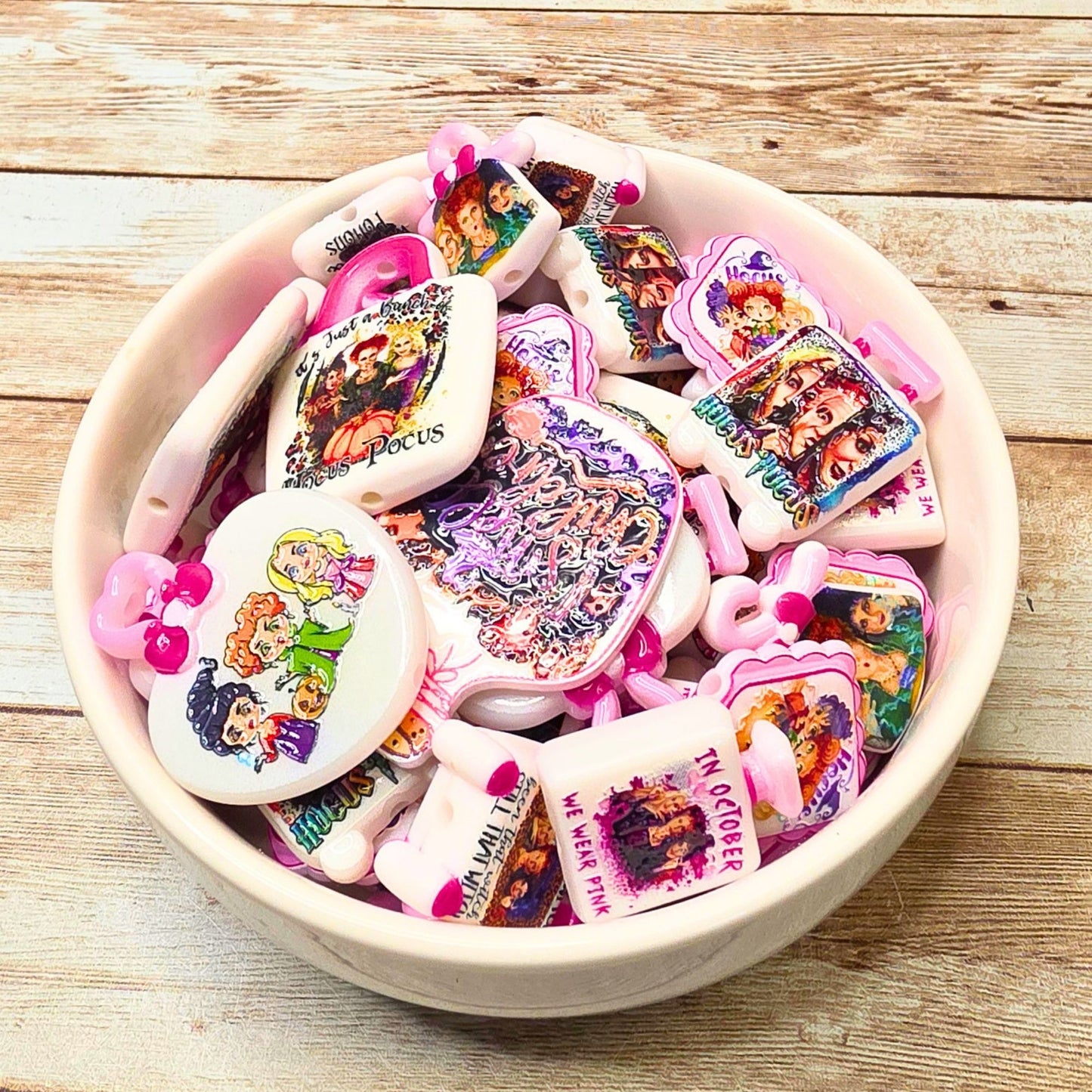Hocus Pocus Mixed Halloween Beads – Set of 10 | Sanderson Sisters Focal Beads | Witchy Halloween Beads for Pens, Keychains & Crafts