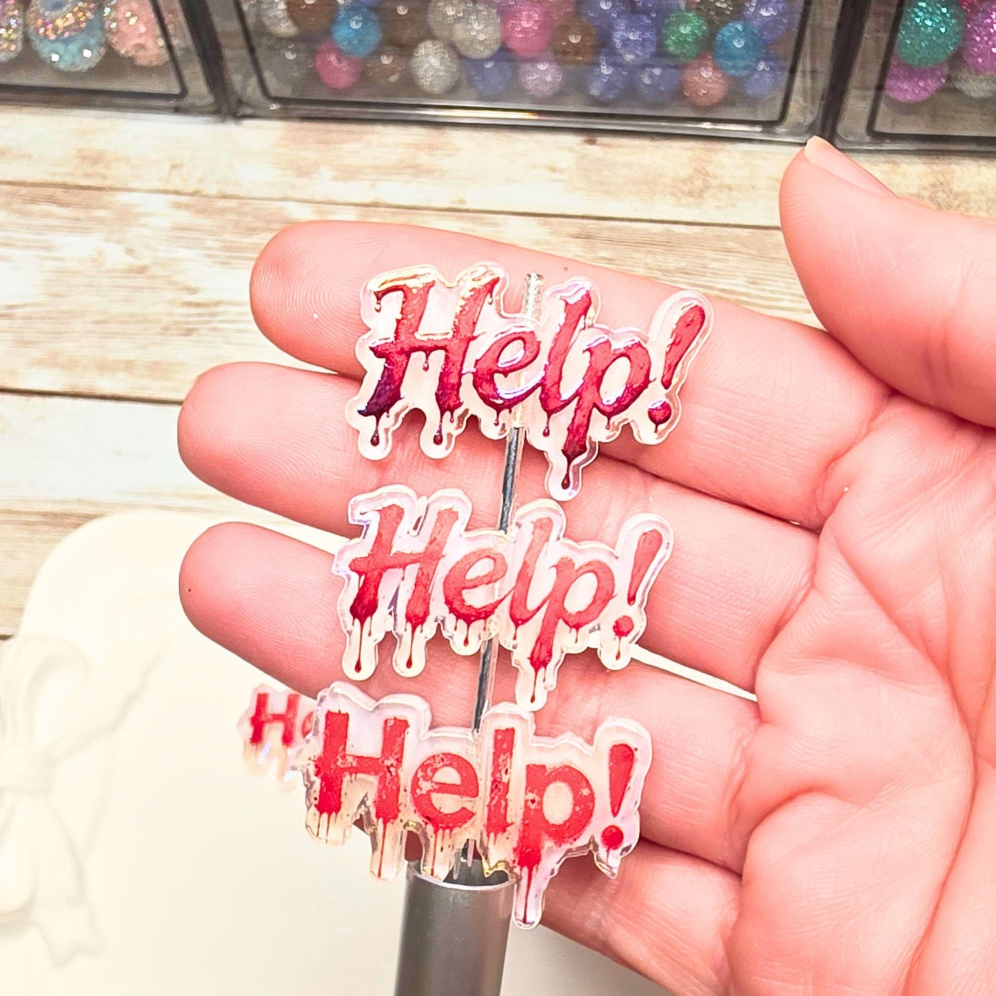 Bloody HELP Halloween Acrylic Beads – Set of 10 | Horror Spooky Focal Beads | Red Dripping Blood Beads for Pens, Keychains & Crafts