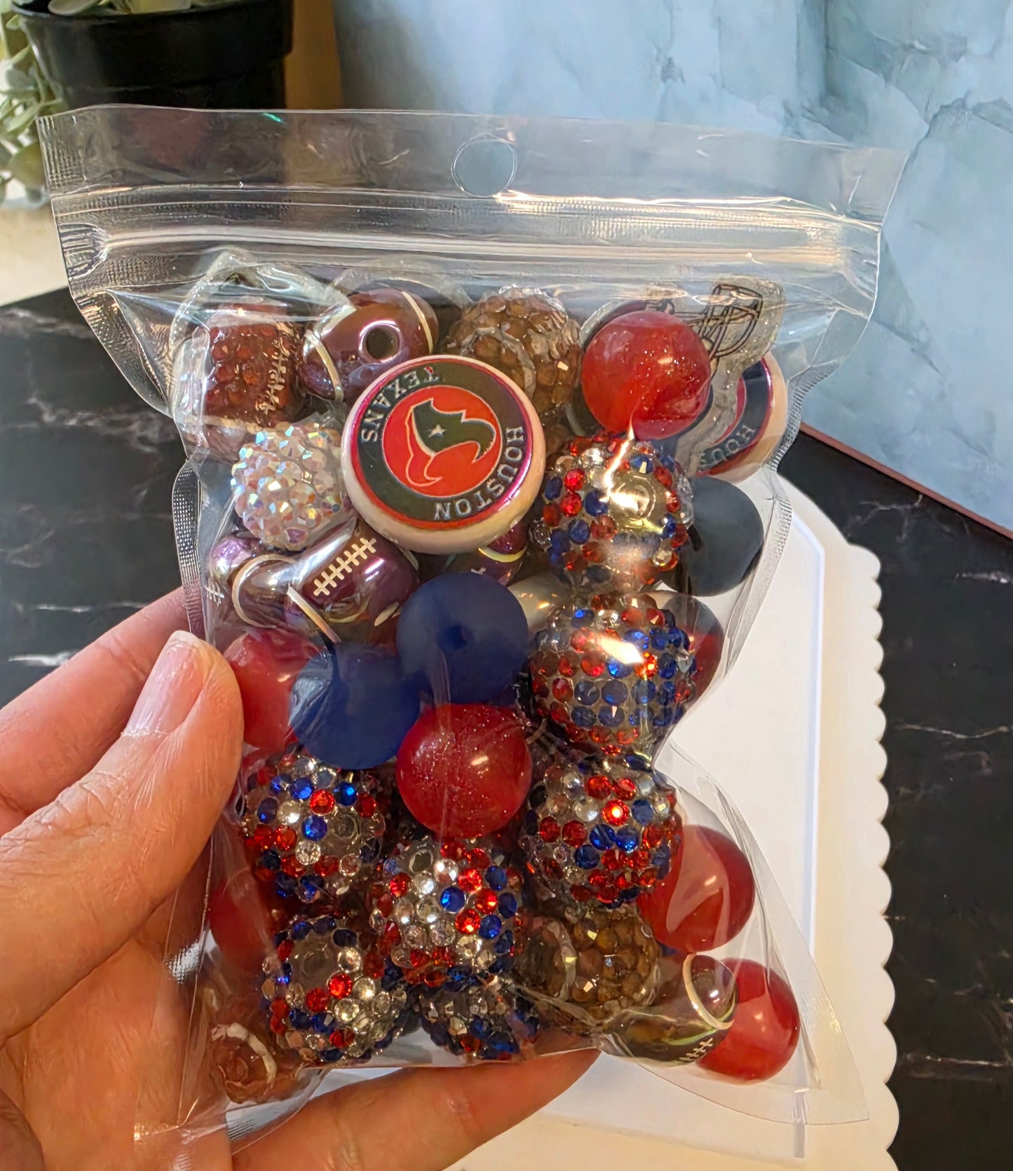 Houston Football Bead Scoop – 50–60 Mixed Beads ❤️