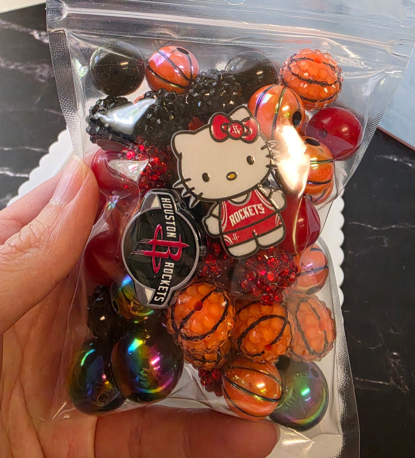 Houston Basketball Bead Scoop – 50–60 Mixed Beads ❤️🖤