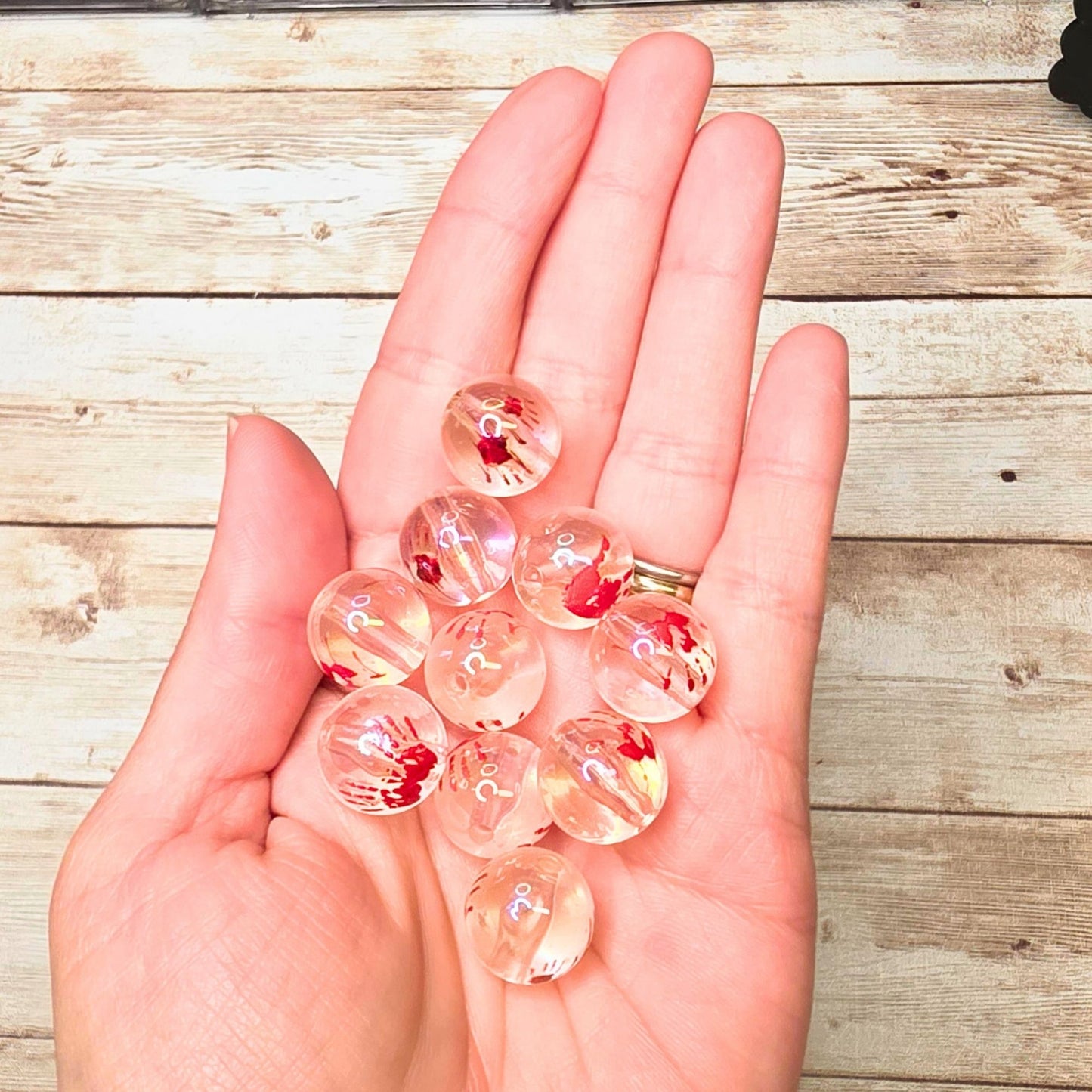 Glow in the Dark Bloody Handprint Round Beads Set of 10 – Clear Horror Halloween Beads, Red Handprint Beads for Pens, Keychains & Spooky Crafts