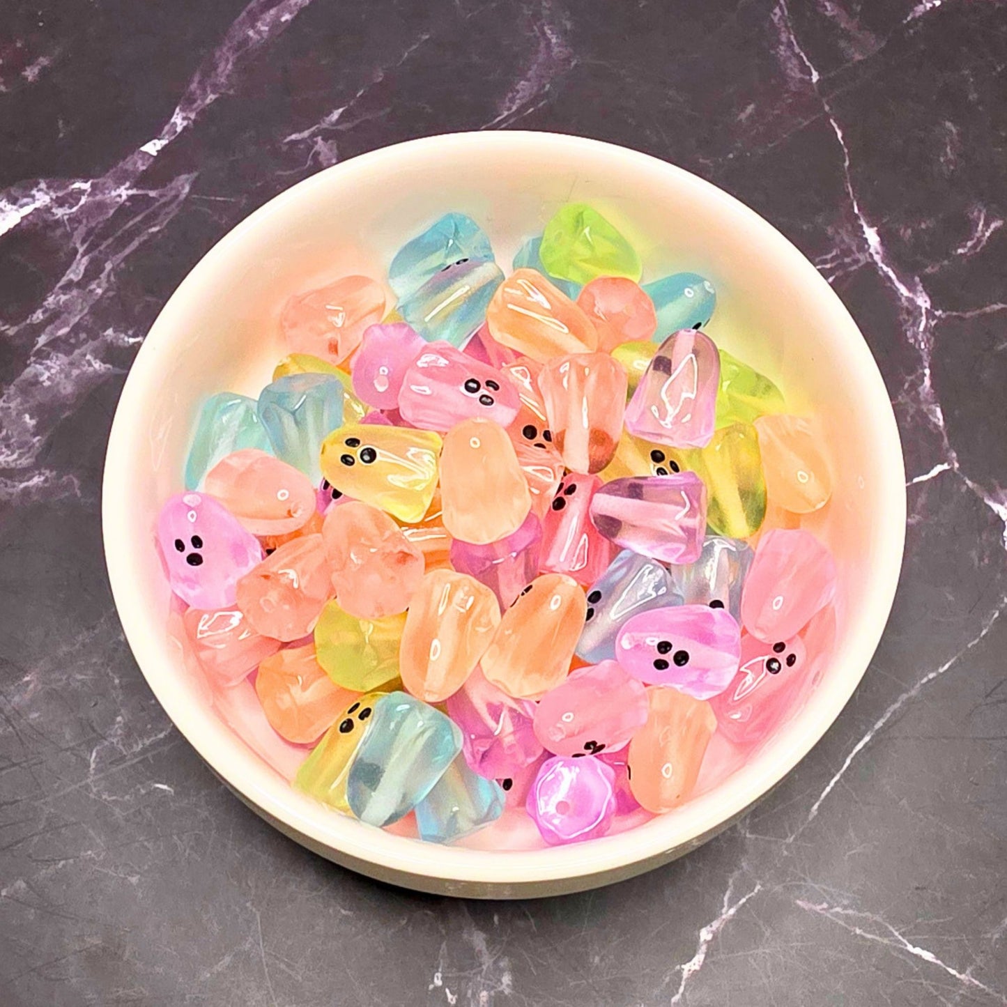Colorful Ghost Beads – Set of 10 | Cute Pastel Halloween Beads | Transparent Spooky Ghost Acrylic Beads | Kawaii Halloween Craft Supplies