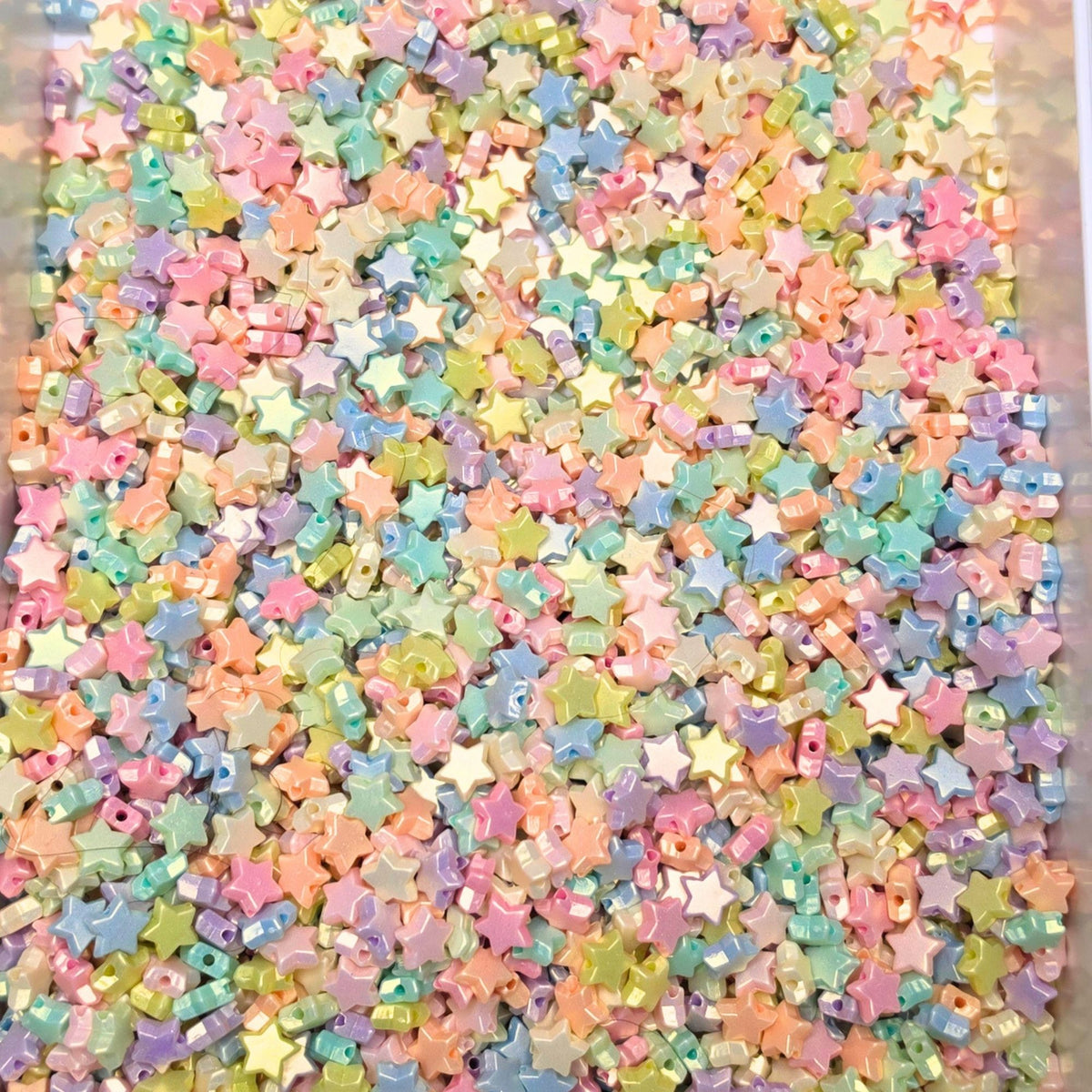 Pastel Star Beads – 30g Mixed Color Star Shaped Spacer Beads, Iridescent Rainbow Beads for Jewelry Making, Bracelets, Phone Charms & DIY Crafts
