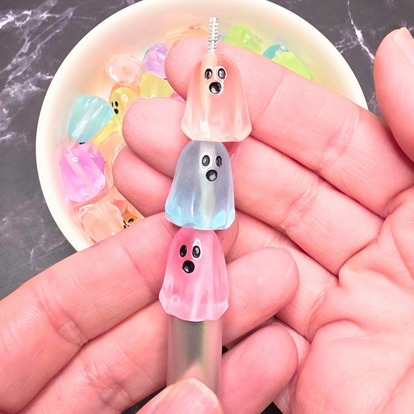 Colorful Ghost Beads – Set of 10 | Cute Pastel Halloween Beads | Transparent Spooky Ghost Acrylic Beads | Kawaii Halloween Craft Supplies