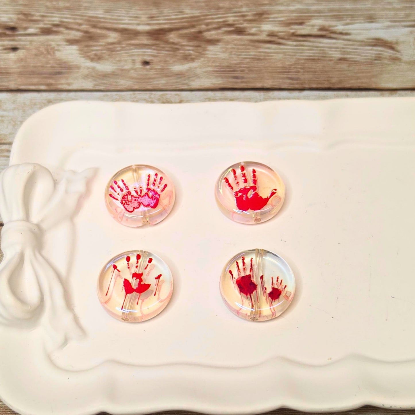 Glow in the Dark Bloody Handprint Beads – Set of 10 | Flat Round Halloween Horror Beads | Spooky Beads for Pens, Keychains & Crafts